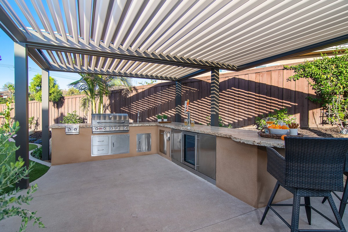 Covered Outdoor Kitchen Outdoor Elements