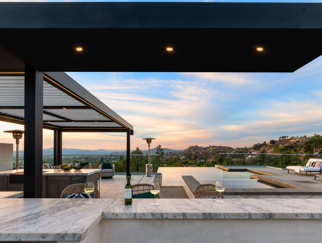 Closed Cantilever